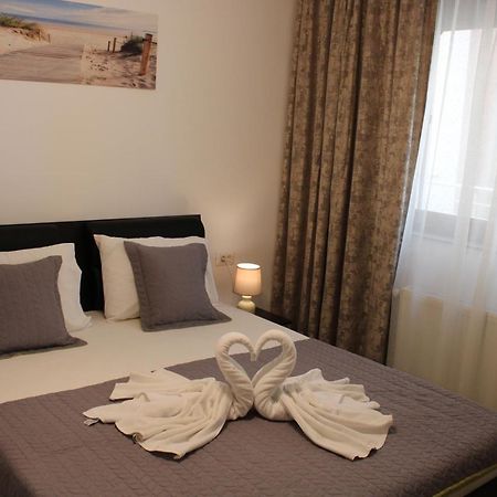 Bluewaves Apartment Mamaia Nord Navodari Luaran gambar